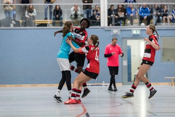 Bild 112 - wCJ Loewinnen Cup C1